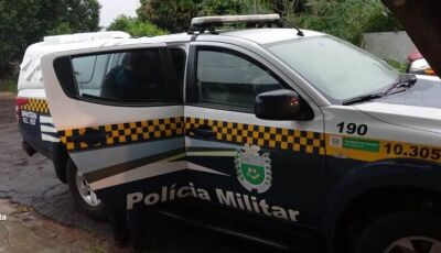 Homem invade casa da ex e ameaça matar atual namorado dela a facadas 