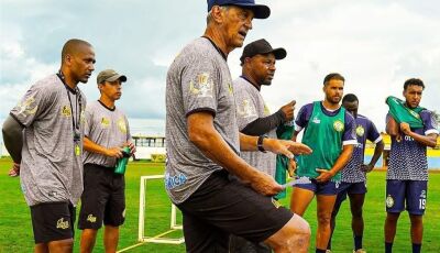Ameaçados, Costa Rica e Pantanal trocam treinadores antes da última rodada