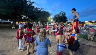 Cortejo cultural na Praça da Liberdade marca lançamento público da Casa Espiral Arte e Movimento