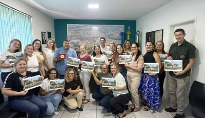 Prefeito recebe diretores aprovados da rede municipal de ensino