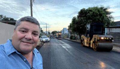 Prefeito destaca melhoria na Rua 15 de Novembro e reforça compromisso com infraestrutura
