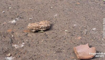 Usuário de drogas ataca pai com pedradas durante surto 