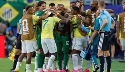 Em noite de Vini Jr e volta de Neymar, Brasil vence Escócia e avança na liderança
