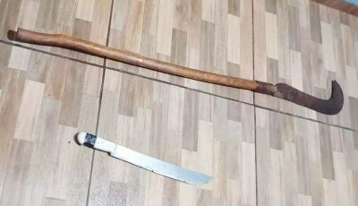Trabalhador tenta intervir em briga de colegas e é golpeado com foice 