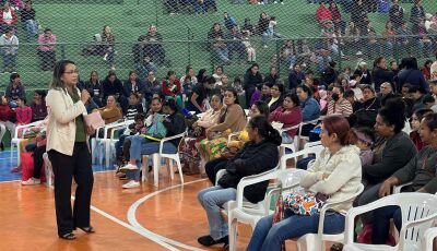 Prefeitura reúne beneficiários do Bolsa Família para orientações e vacinação