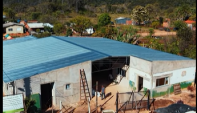 Reforma da Escola Rural Ozório Jacques avança e transforma espaço de ensino no Assentamento Guaicuru