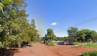 Marido sente ciúmes e esfaqueia amigo da esposa 