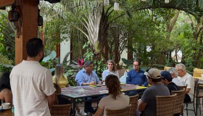 Prefeito apresenta ações de Bonito a jornalistas e agentes de viagens da Azul
