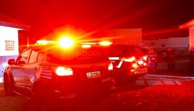Homem é atacado e esfaqueado várias vezes em bar 