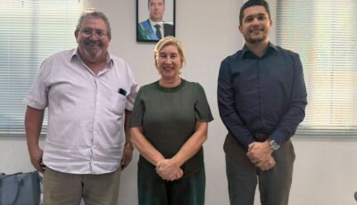 Agenda em Campo Grande trata de projetos de infraestrutura e habitação para Bonito