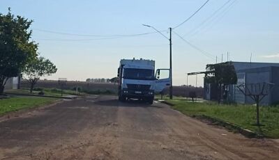 Trabalhador é atropelado por caminhão da coleta de lixo e morre em MS
