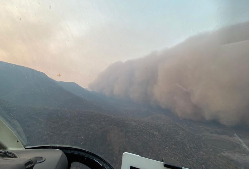 Piloto gravou momento em que se deparou com nuvem de poeira em MS  Foto: Comandante Sathler/Ibama