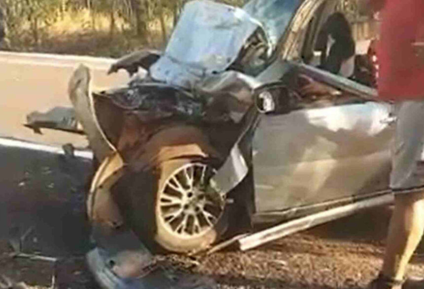 Motorista ficou preso às ferragens; Foto: O Pantaneiro