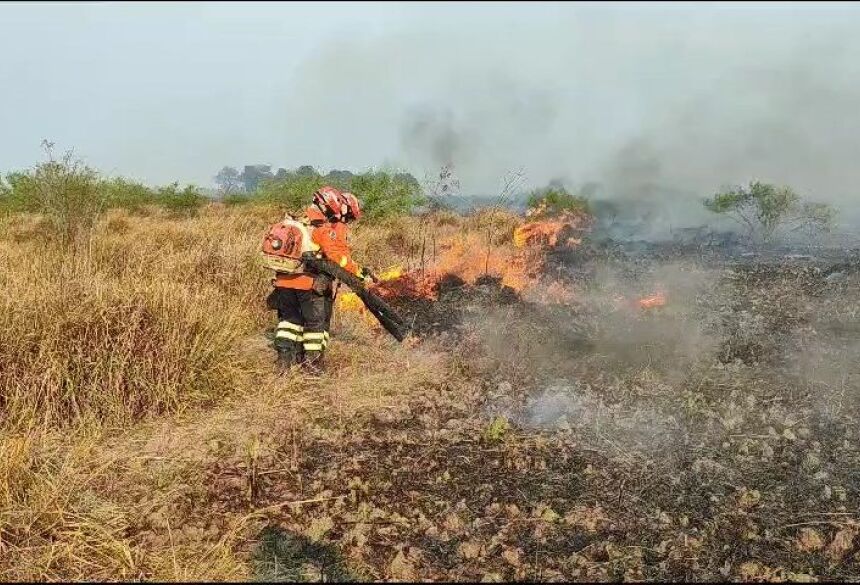 O CPA do Corpo de Bombeiros funciona em Campo Grande e é o responsável por monitorar os focos e direcionar as guarnições para os pontos mais sensíveis