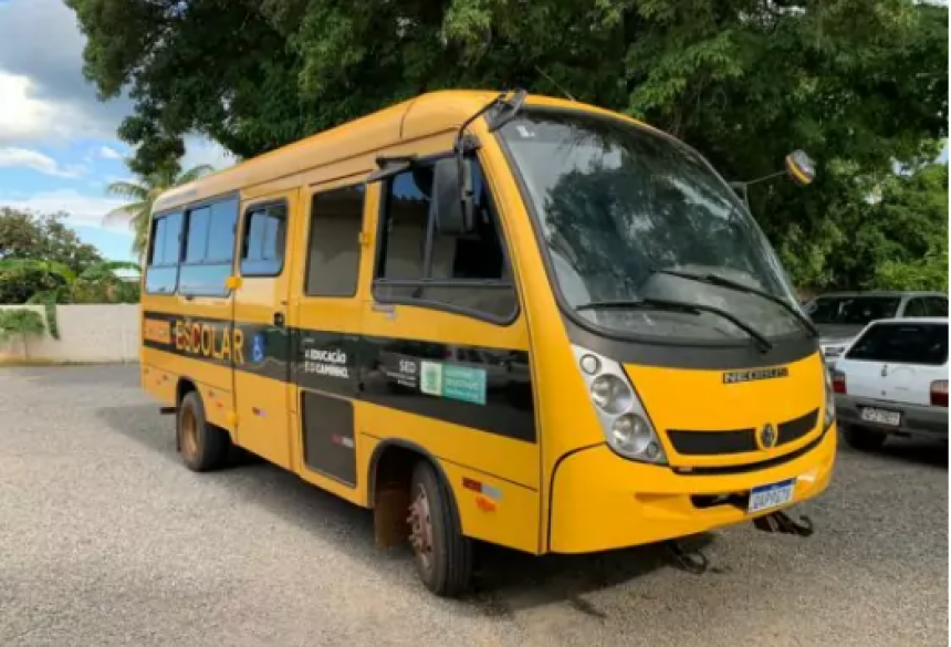 Para atender a grande demanda de alunos, garantindo segurança e conforto, todos os ônibus receberam manutenção na parte mecânica