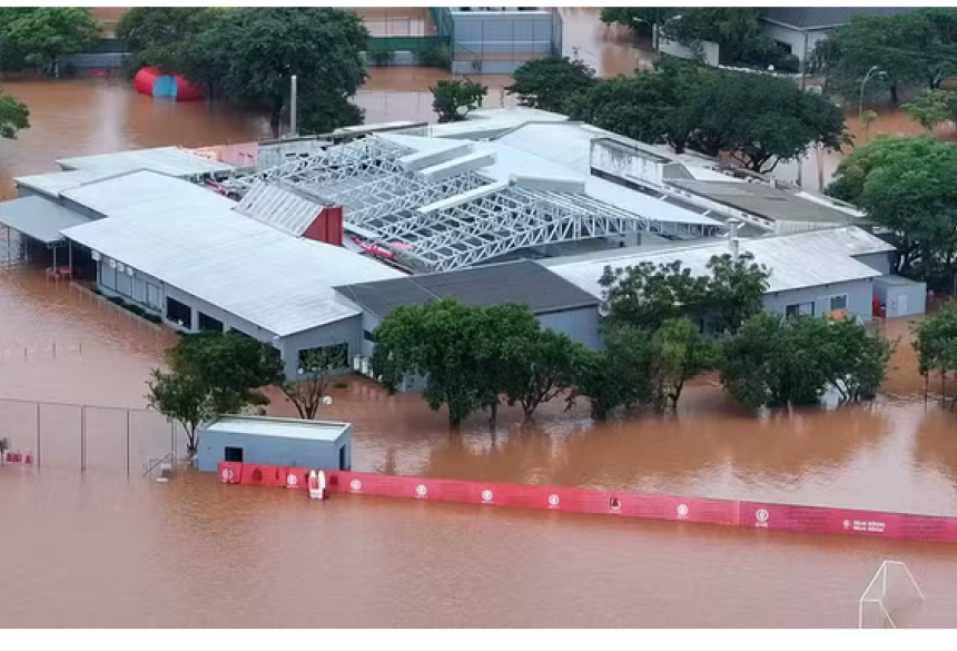 O clube não divulgou informações oficiais, mas é possível que o treinamento de sábado, durante a reapresentação, também ocorra em outro local.