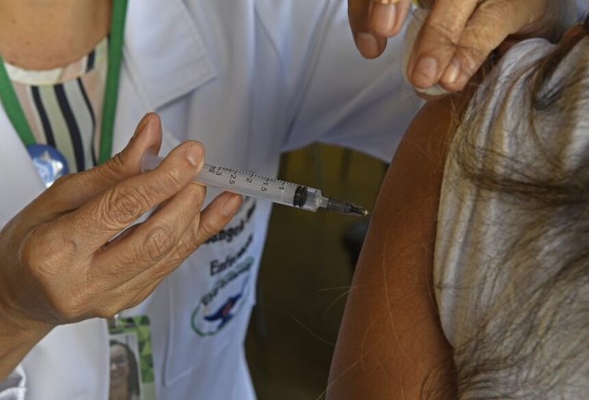 A vacina contra Influenza pode ser administrada na mesma ocasião de outros imunizantes do Calendário Nacional de Vacinação