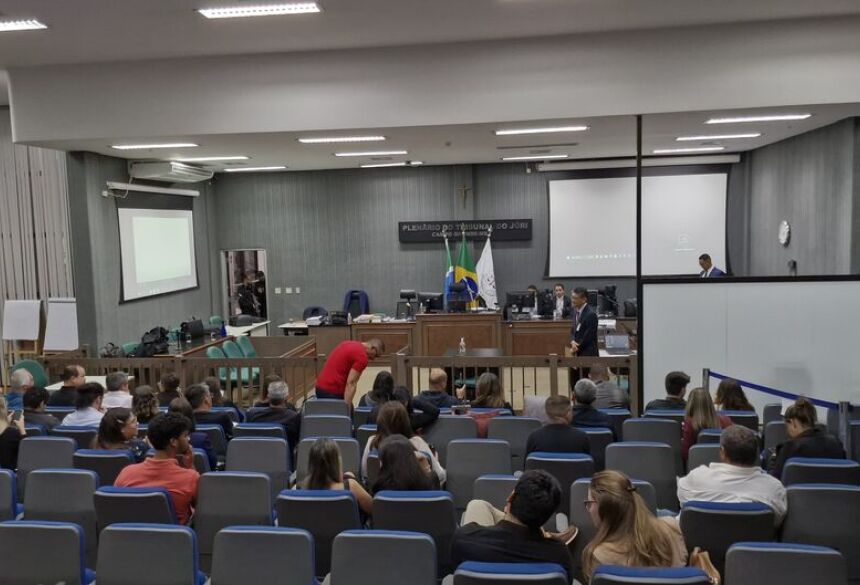 Everaldo Monteiro e Marcelo Rios participam presencialmente, enquanto Jamil Name Filho participa do tribunal de forma online