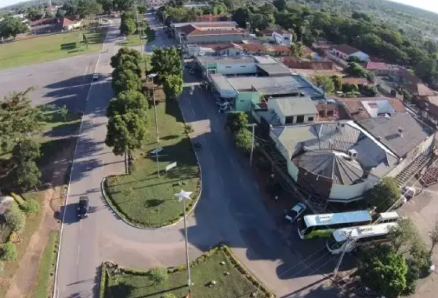 Os suspeitos levaram a vítima até um imóvel conhecido como casa da pedra