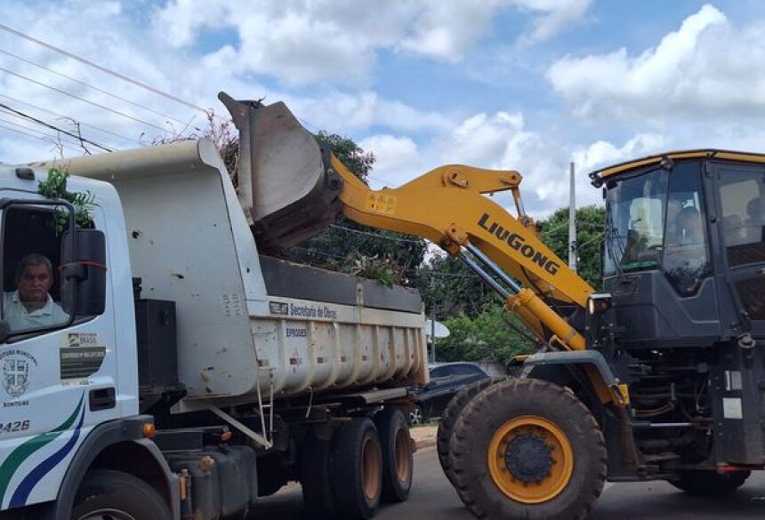  O objetivo da ação é promover a limpeza e a manutenção das áreas urbanas, garantindo um ambiente mais organizado