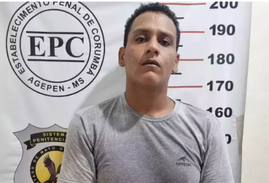 Em abril deste ano, Adriano foi preso pela Polícia Penal, onde ficou por menos de um mês