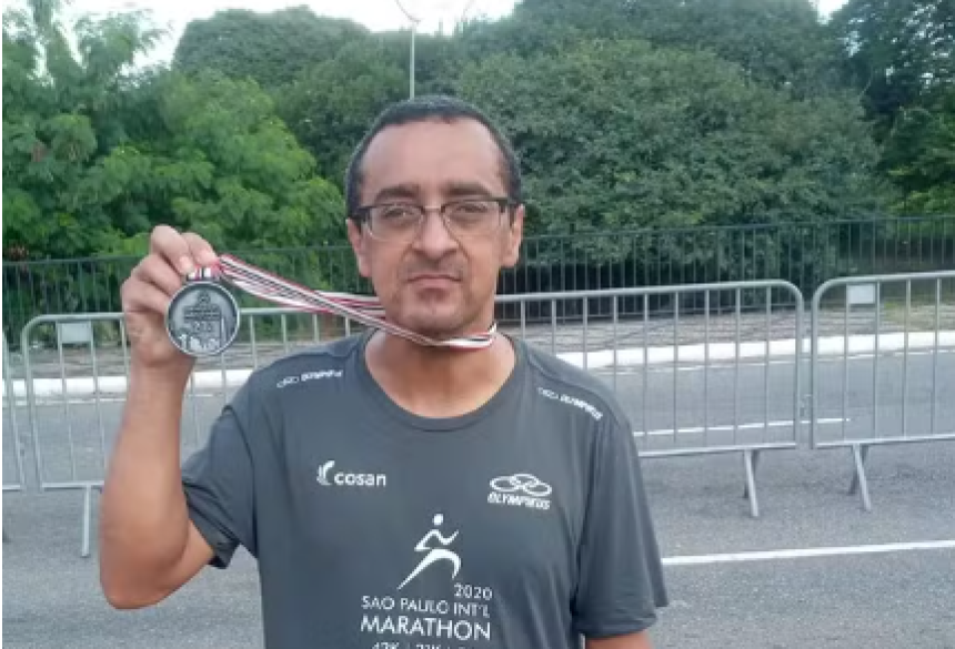 A atleta contou que o homem da organização do evento foi para um lado e ela, para o outro