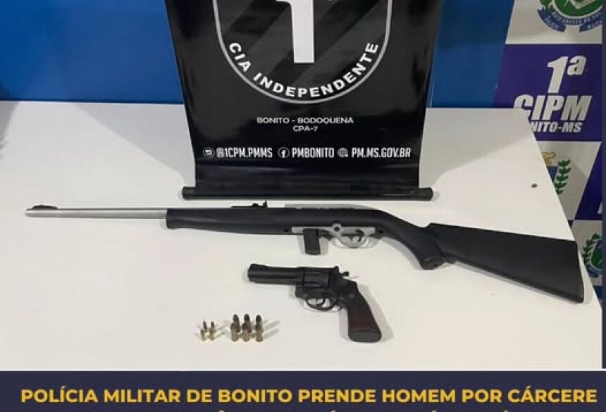 A mulher desmaiou e ao recuperar a consciência, foi ameaçada com uma arma