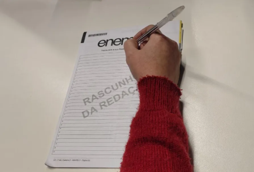 Apenas os estados de Minas Gerais e Rio de Janeiro tiveram mais de uma redação nota mil