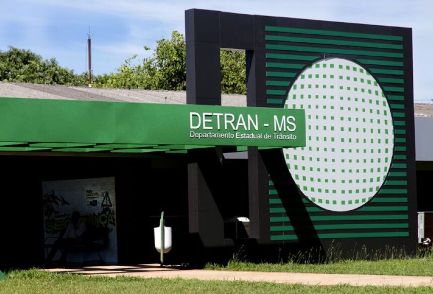 Em caso de dúvidas o Detran-MS disponibiliza canais oficiais como o Portal de Serviços Meu Detran