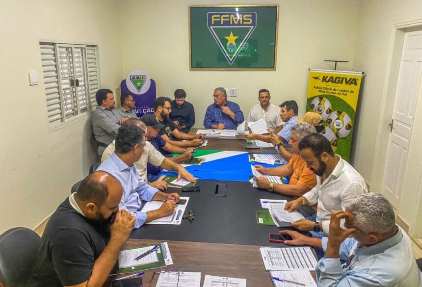 Reunião realizada para definir o cronograma do campeonato