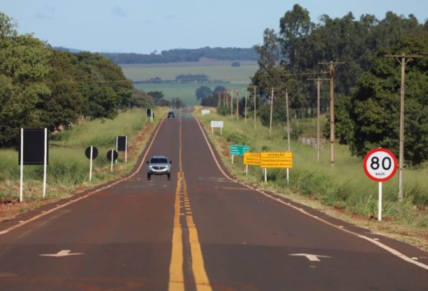 A estrada antes estava em péssimas condições, atrapalhando a ida dos moradores até a cidade