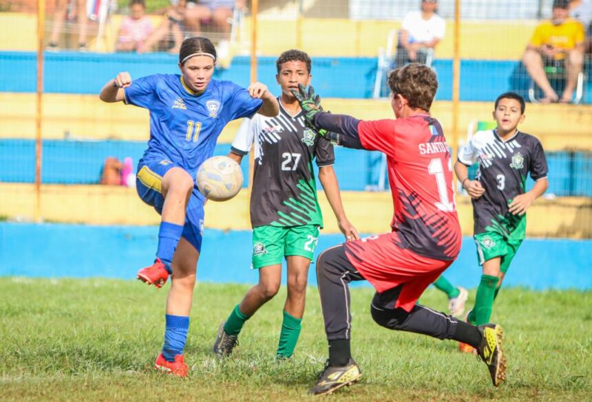 Manuela (11) marcou o gol do GSA e ainda deu trabalho para defesa adversário com outras oportunidades