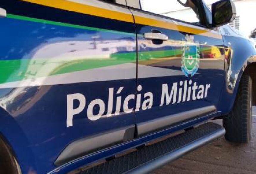 A ação ocorreu após um policial militar que estava de folga avistar o veículo em situação suspeita estacionado no pátio de uma oficina