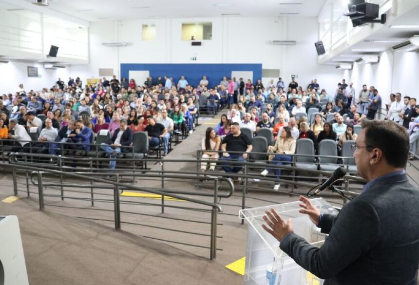 documento está organizado a partir de quatro perguntas fundamentais