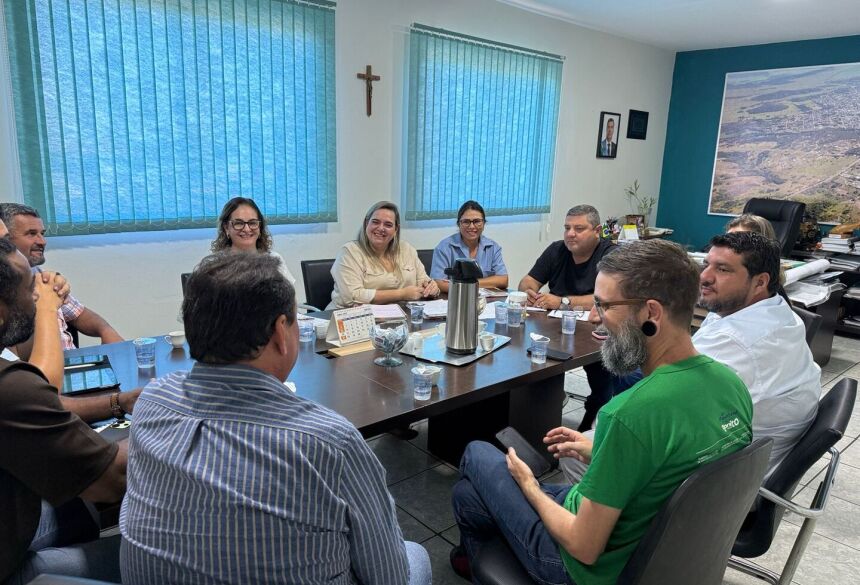 O encontro teve como foco principal a responsabilidade financeira do município diante da queda de arrecadação registrada nos últimos meses