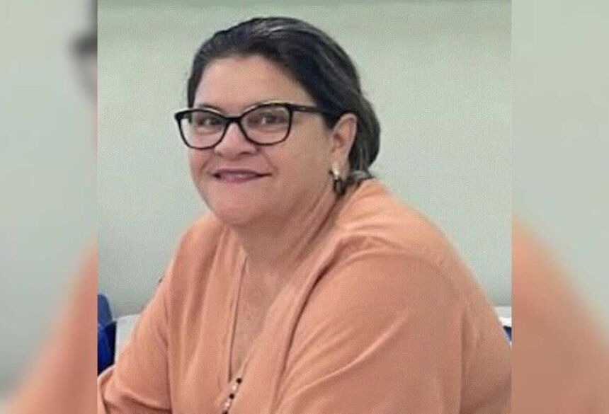 Com o impacto, a mulher foi arremessada ao chão e sofreu vários ferimentos