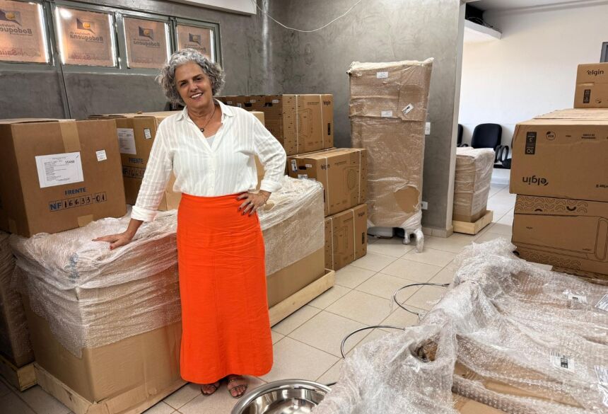 A prefeita Girleide Rovari acompanhou de perto a chegada dos novos equipamentos e destacou a importância da parceria com o Governo do Estado