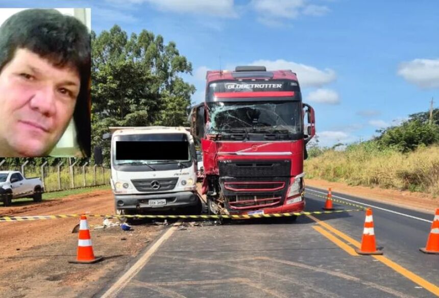 O acidente aconteceu na MS-306, logo após um laticínio, quando um dos veículos tentava retornar à pista