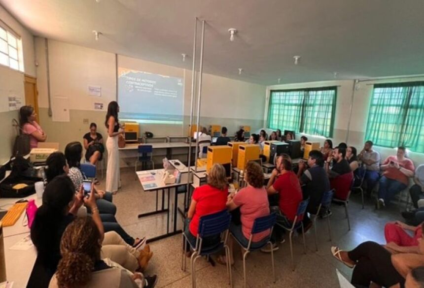 O projeto incluirá palestras durante o 'Dia da Família na Escola' em escolas públicas estaduais