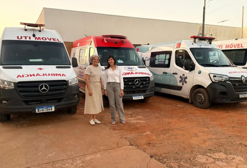 Cada unidade opera com uma equipe composta por motorista e técnico de enfermagem, ambos com 100% de disponibilidade