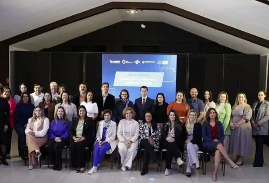 O evento reuniu, ontem (29), colaboradores da instituição nos estados da região Centro-Oeste e representantes de órgãos públicos