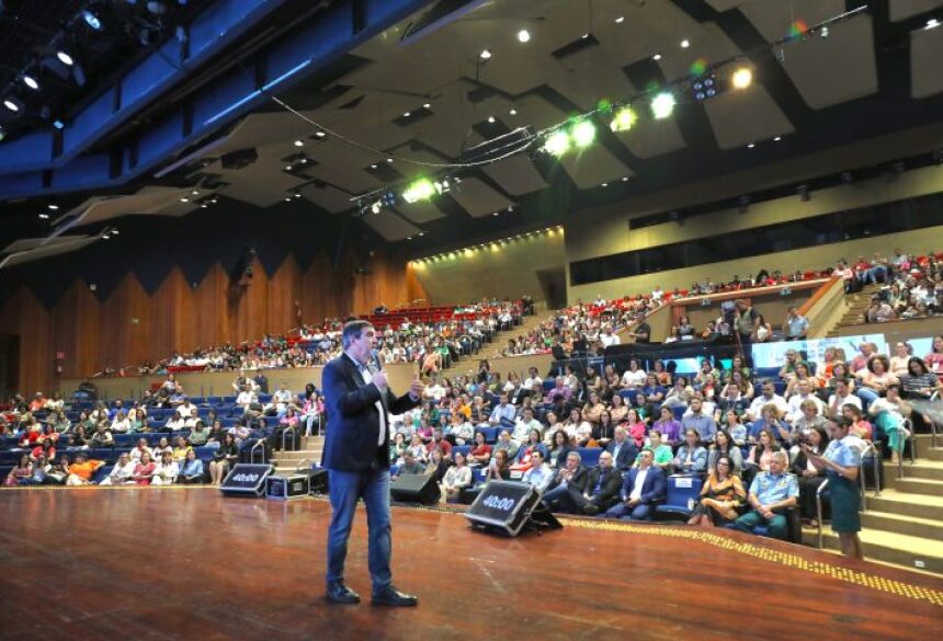 Além das palestras, o evento conta com espaços de interação, atrações culturais e ações de cuidado com os servidores