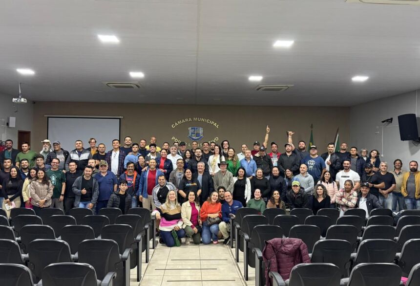 Em sua palestra, o professor doutor Paulo César Boggiani enfatizou a relevância científica e histórica da Gruta do Lago Azul