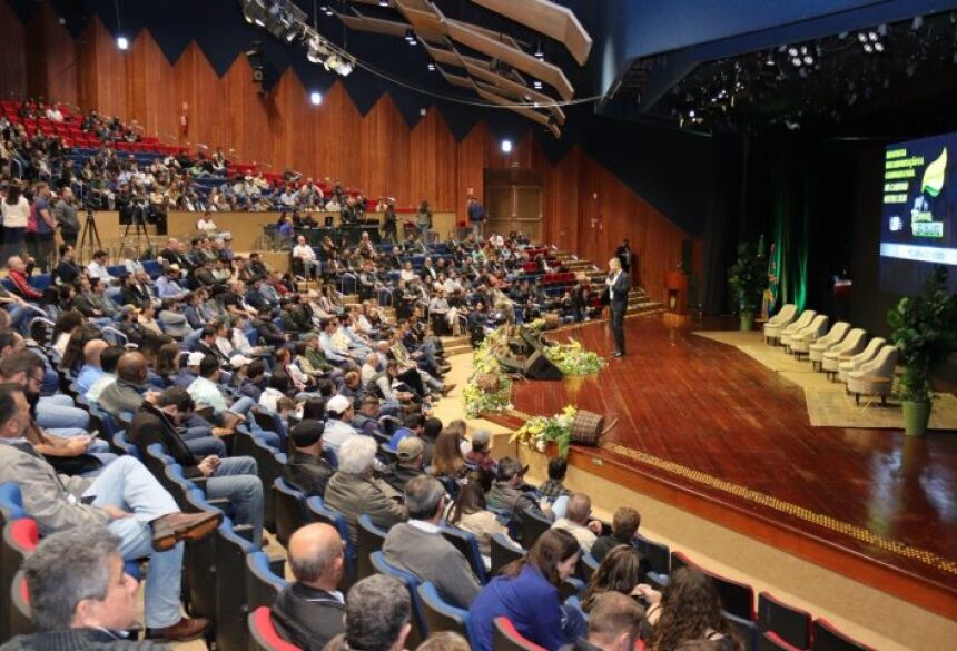 O evento realizado no Centro de Convenções Arquiteto Rubens Gil de Camillo conta com uma programação inovadora
