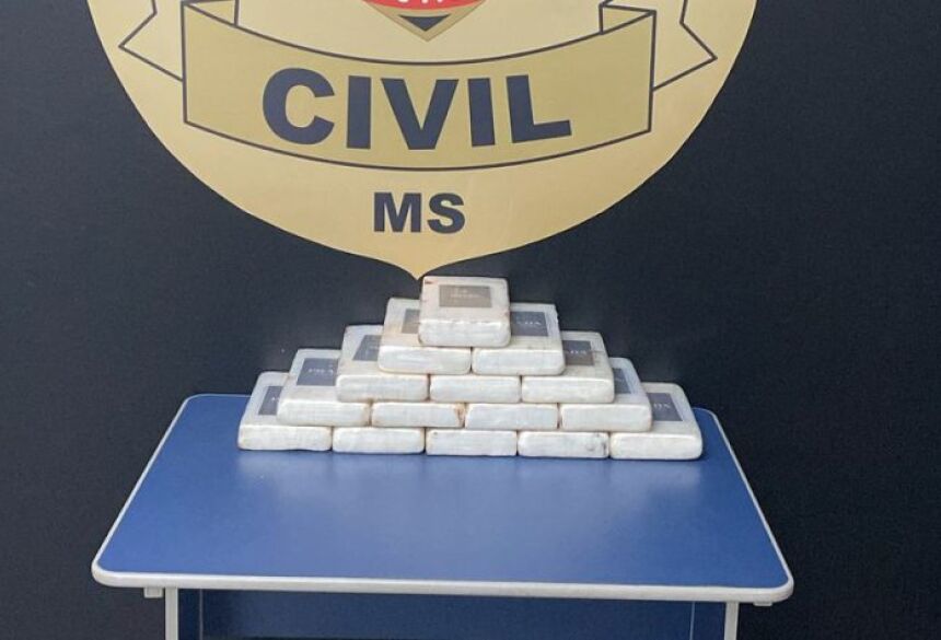 As investigações, coordenadas pela Delegacia local, apontavam que o suspeito vinha realizando o transporte de entorpecentes