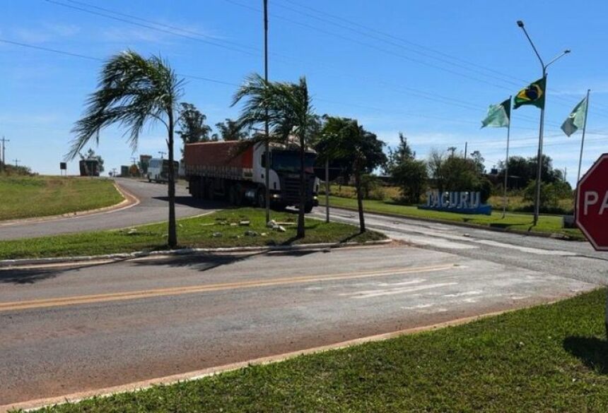 O projeto foi dividido em dois lotes. O Lote 1 contempla a restauração de 32 km entre Amambai e Coronel Sapucaia