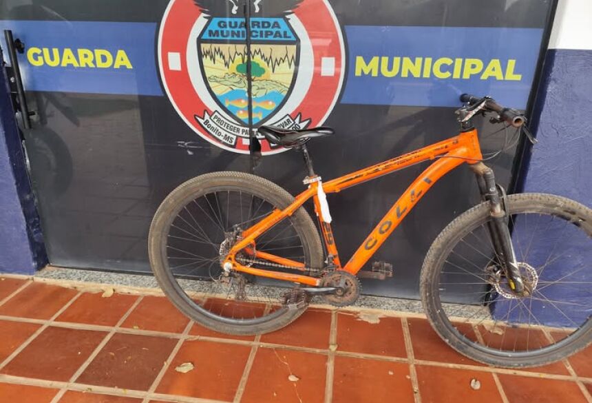 A bicicleta está à disposição do proprietário na Delegacia de Polícia Civil