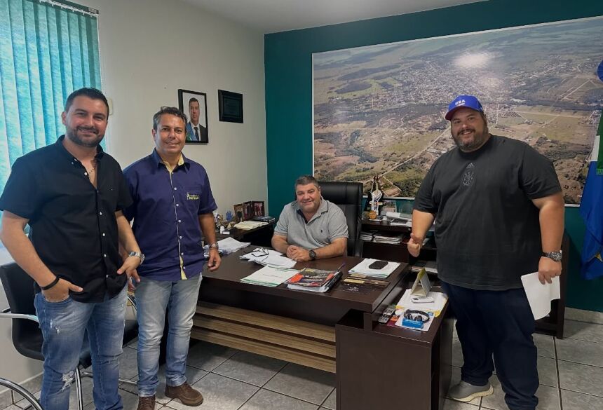 O prefeito Josmail Rodrigues recebeu nesta quarta-feira (6) o diretor de Esporte, Geraldinho Marques, e os organizadores