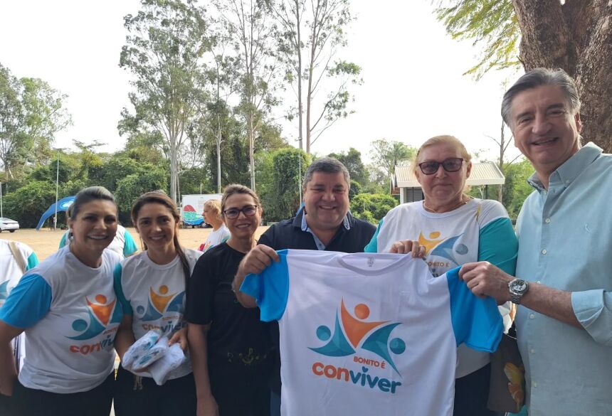 A cerimônia aconteceu no Centro de Múltiplo Uso (CMU), durante a participação do grupo na programação