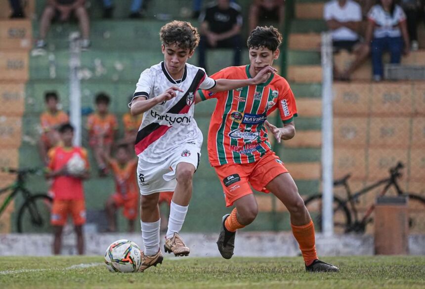No Estádio Virotão, o Naviraiense eliminou o Instituto Ismaily nos pênaltis depois de derrota no tempo normal (Foto: Marcelo Berton/@berton_shots_jpn)